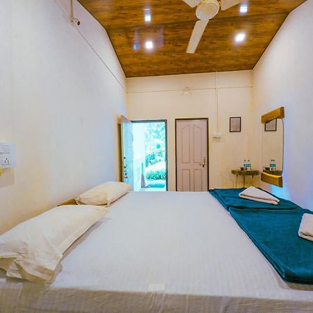 Sunset Cafe Beach Stay Gokarna  Esterno foto