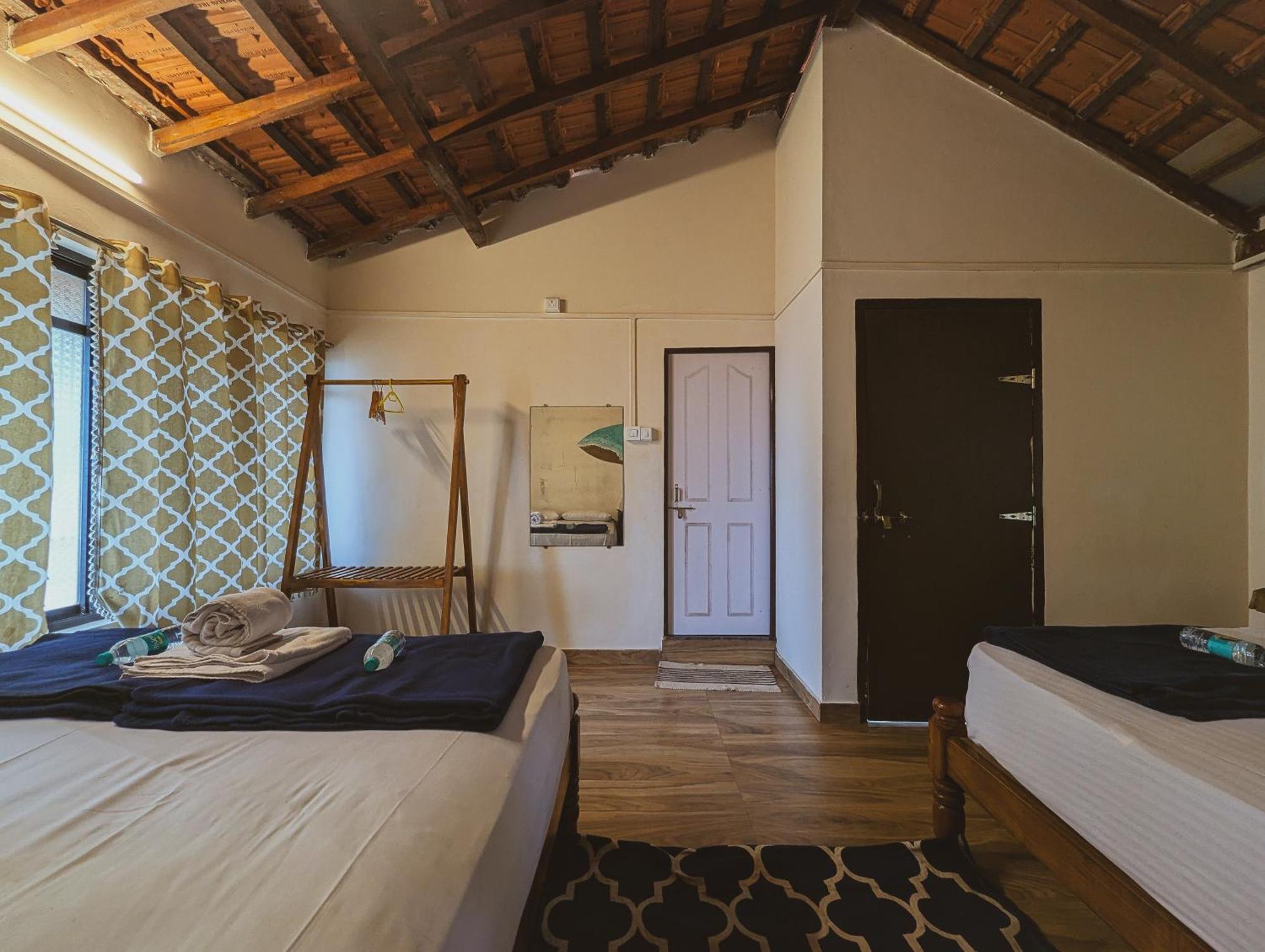 Sunset Cafe Beach Stay Gokarna  Esterno foto