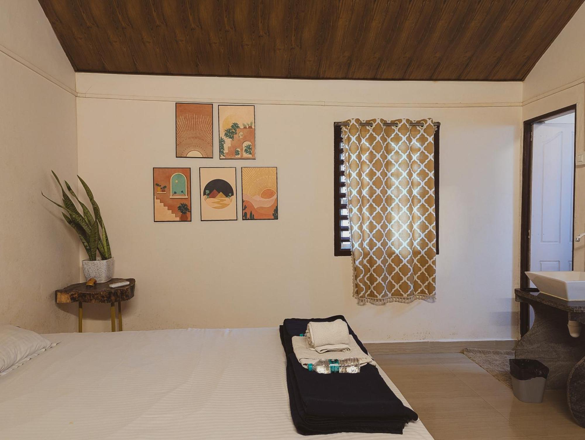 Sunset Cafe Beach Stay Gokarna  Esterno foto
