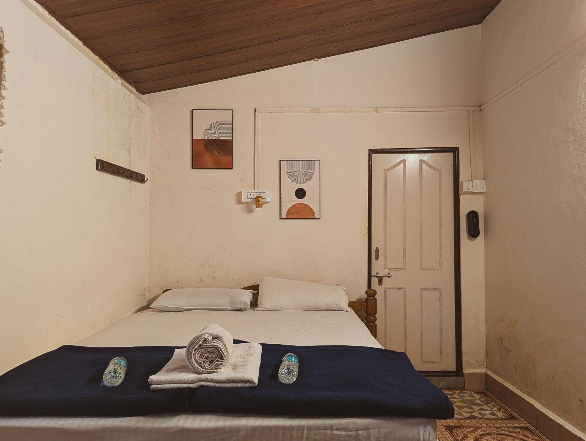 Sunset Cafe Beach Stay Gokarna  Esterno foto